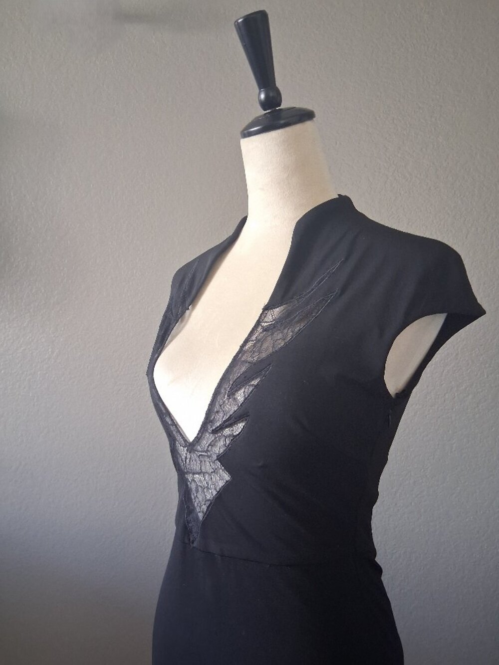 V-neck Lace Cocktail Dress